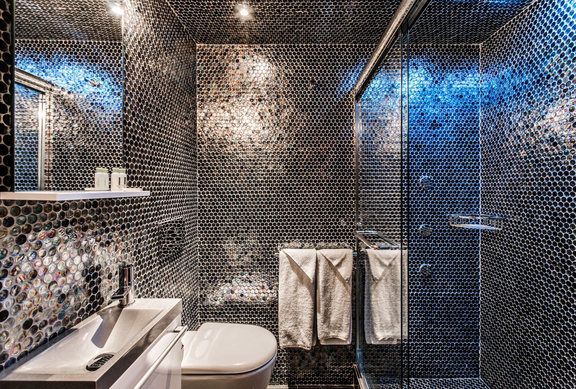 Olux Hotel-Motel-Suites 라발 외부 사진